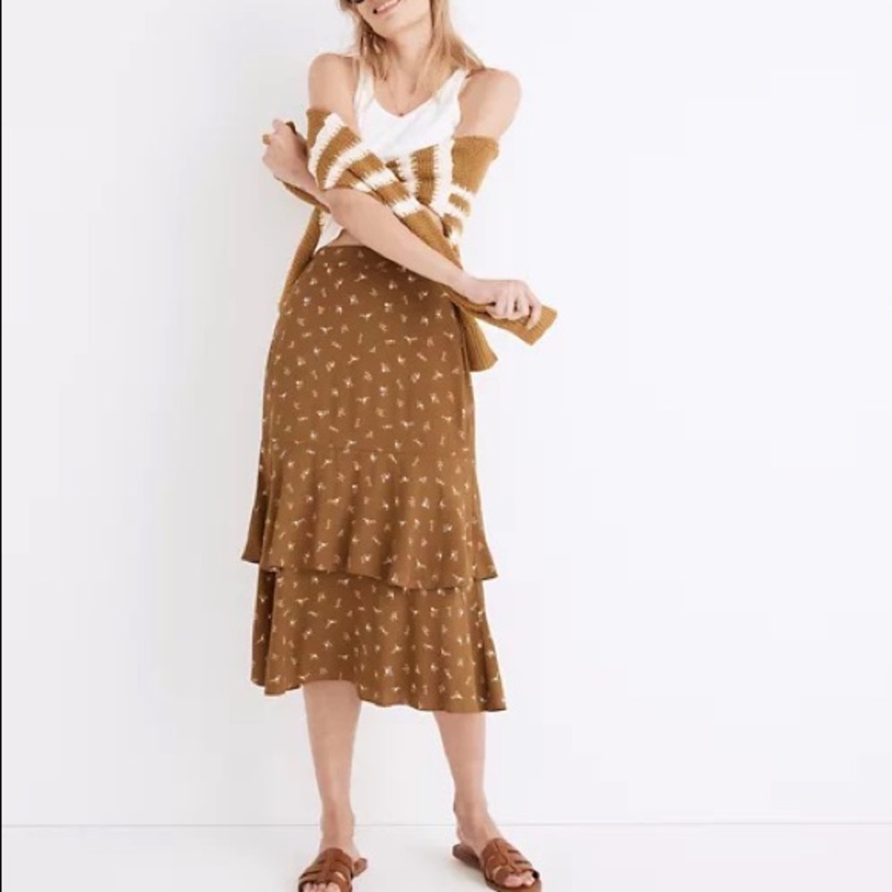 Ruffle Tiered Midi Skirt in Daisy Stitch